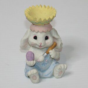 Decorative Hand Painted Ceramic Easter Bunny Artist Figurine Egg Holder Decor